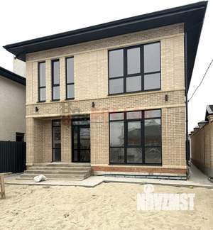 Дом 230м², 2-этажный, участок 3 сот.