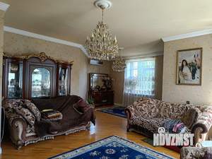 Дом 350м², 3-этажный, участок 8 сот.