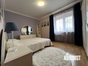 Дом 278м², 2-этажный, участок 11 сот.