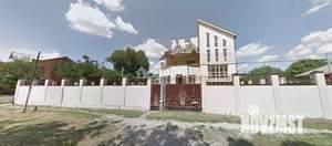 Дом 850м², 4-этажный, участок 7 сот.