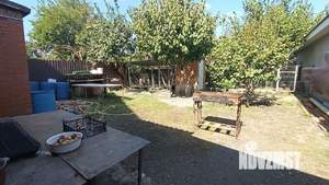 Дом 240м², 3-этажный, участок 7 сот.