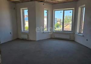 Дом 125м², 2-этажный, участок 6 сот.