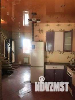 Коттедж 80м², 2-этажный, участок 2 сот.