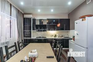 Дом 146м², 2-этажный, участок 4 сот.