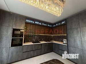 Дом 140м², 2-этажный, участок 3 сот.