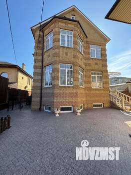 Коттедж 450м², 3-этажный, участок 6 сот.