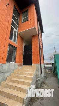 Дом 239м², 2-этажный, участок 3 сот.