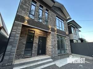 Дом 180м², 2-этажный, участок 3 сот.