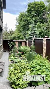 Дом 322м², 3-этажный, участок 4 сот.