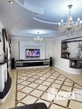 Дом 246м², 4-этажный, участок 310 сот.