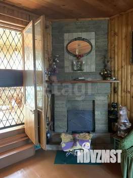 Дом 64м², 2-этажный, участок 9 сот.