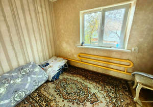 Дом 182м², 3-этажный, участок 3 сот.