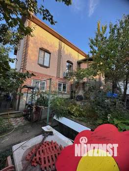 Дом 202м², 3-этажный, участок 6 сот.