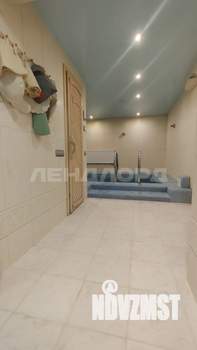 Дом 376м², 3-этажный, участок 9 сот.