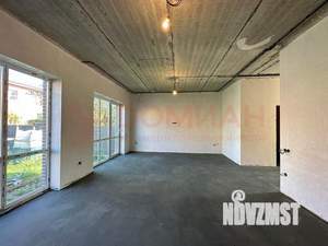 Дом 180м², 2-этажный, участок 6 сот.