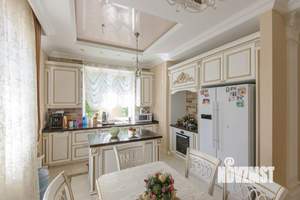 Дом 236м², 2-этажный, участок 3 сот.