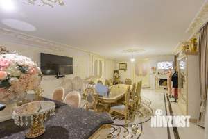 Дом 463м², 2-этажный, участок 6 сот.