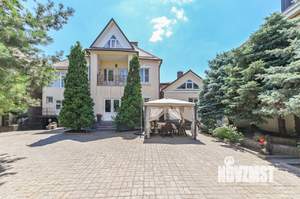 Дом 222м², 2-этажный, участок 7 сот.