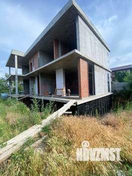 Дом 628м², 3-этажный, участок 7 сот.