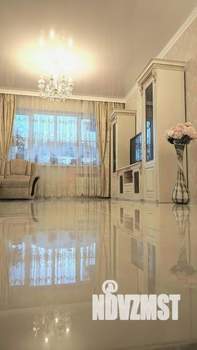 Дом 122м², 2-этажный, участок 5 сот.