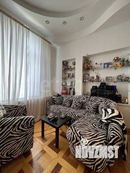 Дом 312м², 3-этажный, участок 4 сот.