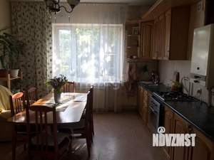 Дом 250м², 2-этажный, участок 4 сот.