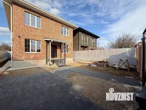 Дом 195м², 3-этажный, участок 4 сот.