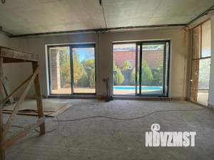 Дом 278м², 2-этажный, участок 4 сот.