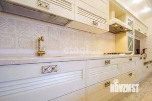 Дом 184м², 1-этажный, участок 4 сот.