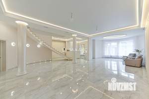 Дом 604м², 3-этажный, участок 8 сот.