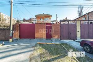 Дом 238м², 3-этажный, участок 2 сот.