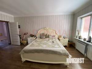 Дом 246м², 2-этажный, участок 3 сот.