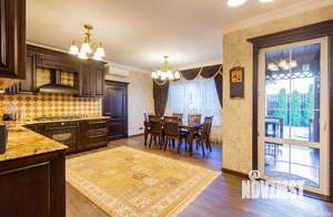 Дом 312м², 2-этажный, участок 7 сот.