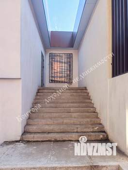 Дом 263м², 1-этажный, участок 3 сот.