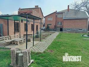 Дом 224м², 2-этажный, участок 9 сот.