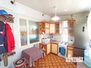 Дом 64м², 2-этажный, участок 5 сот.