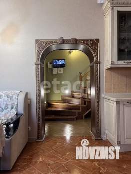 Дом 215м², 2-этажный, участок 3 сот.