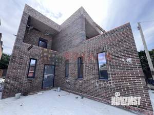 Дом 240м², 2-этажный, участок 3 сот.