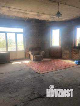 Дом 490м², 4-этажный, участок 7 сот.