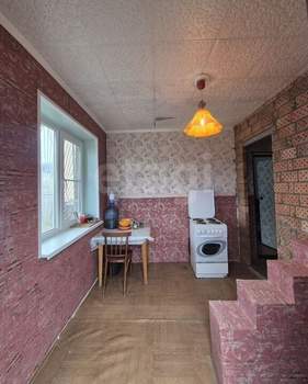 Дом 61м², 2-этажный, участок 5 сот.