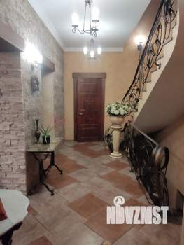 Дом 220м², 2-этажный, участок 3 сот.