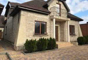 Дом 175м², 2-этажный, участок 4 сот.