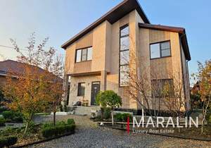 Дом 194м², 2-этажный, участок 6 сот.