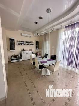 Дом 550м², 3-этажный, участок 1032 сот.