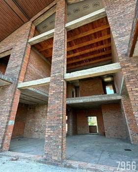 Дом 480м², 3-этажный, участок 12 сот.