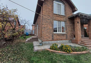 Дом 270м², 2-этажный, участок 6 сот.