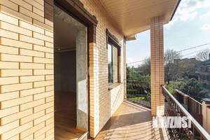 Дом 300м², 3-этажный, участок 4 сот.