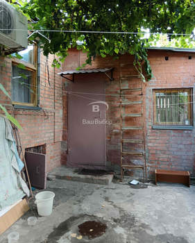 Дом 50м², 4-этажный, участок 1 сот.