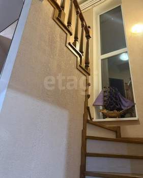 Дом 146м², 2-этажный, участок 4 сот.