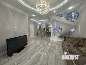 Дом 185м², 3-этажный, участок 6 сот.